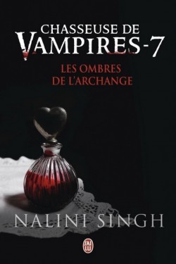 chasseuse-de-vampires,-tome-7---les-ombres-de-l-archange-591716-250-400